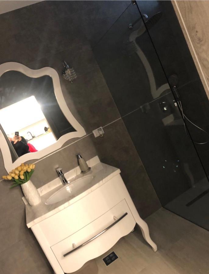 Apartment Luxury Râmnicu Vâlcea Exteriér fotografie