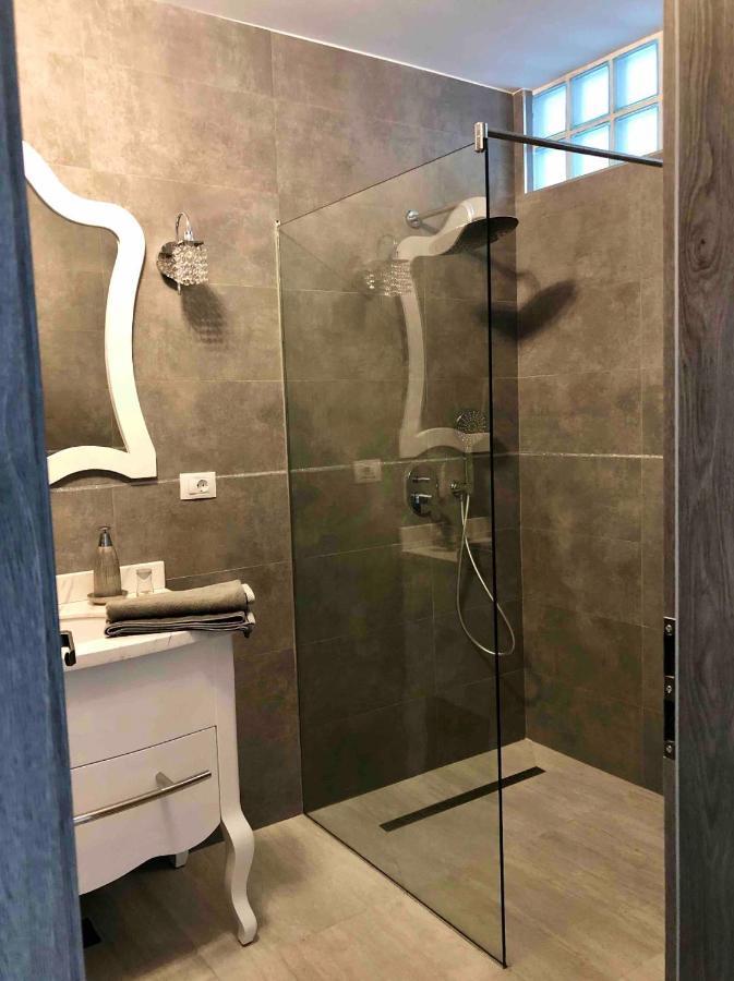 Apartment Luxury Râmnicu Vâlcea Exteriér fotografie